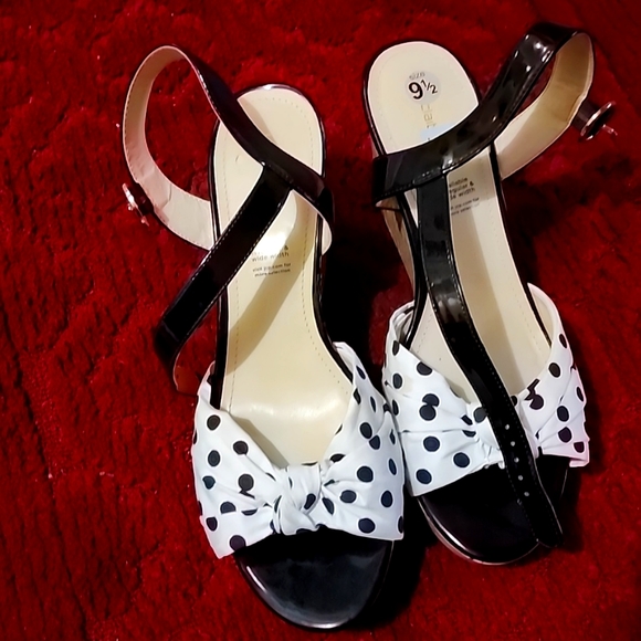 Liz Claiborne wedge heel shoes - Picture 1 of 6